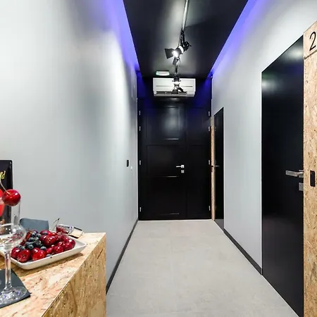 Vendégház Industrial Design 4*