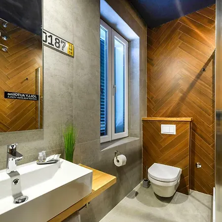 Industrial Design 4* 斯普利特